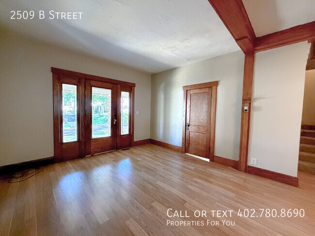 Building Photo - 2509 B St