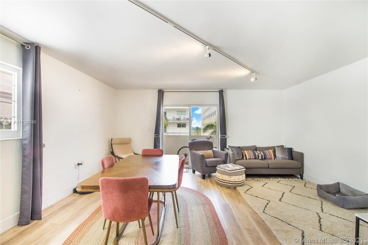 Foto principal - 4122 Collins Ave