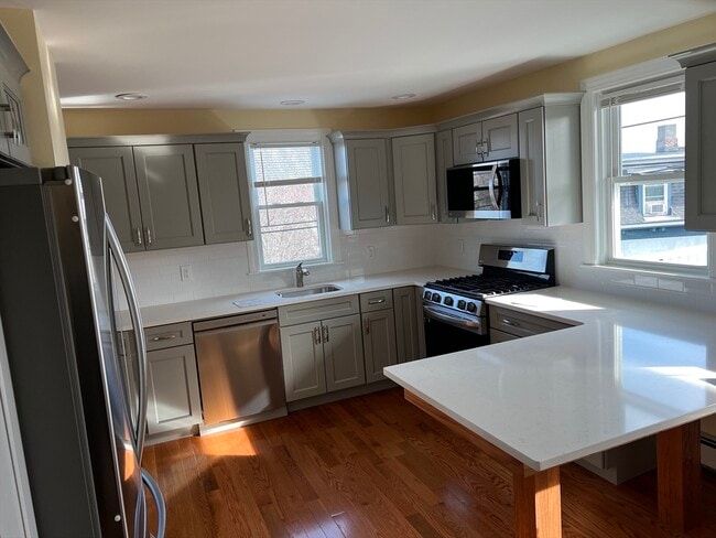 Building Photo - 5 Dawes Ter