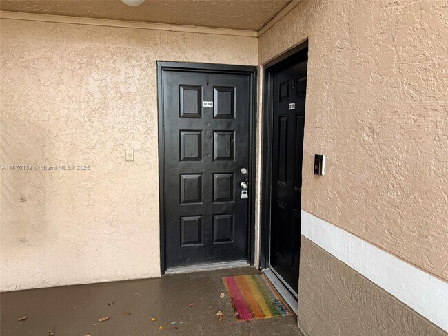 Building Photo - 8781 Wiles Rd