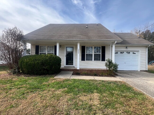 Building Photo - 3440 Sandpiper Dr