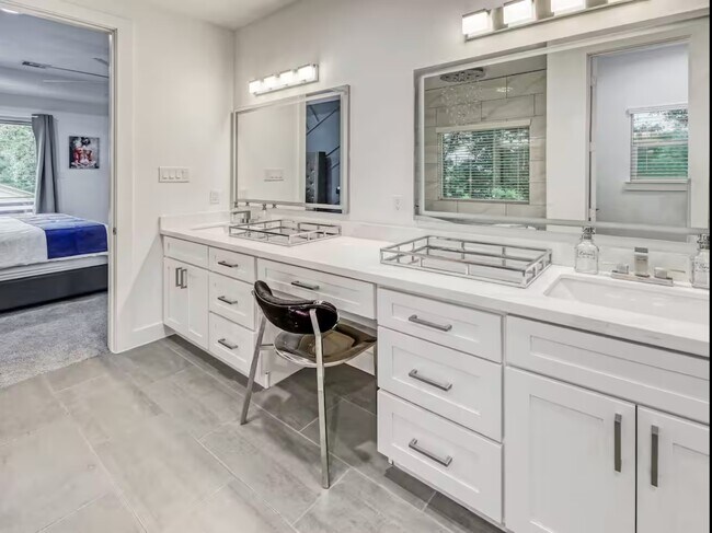 Foto del edificio - 5207 Farmer St