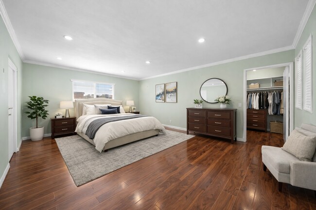 Building Photo - 1337 Douglas St