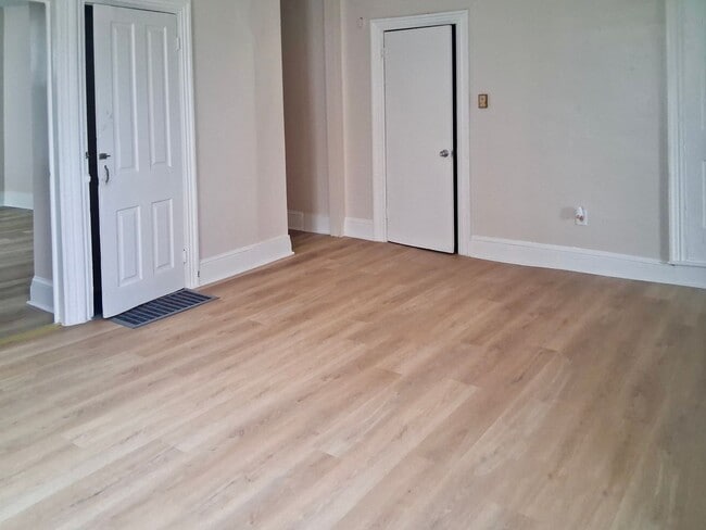 Foto del edificio - Updated 2 Bedroom Apartment FOR RENT in Bridgeton NJ $1400