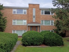 Building Photo - 8902 Wisner St
