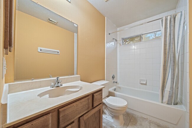 Building Photo - 9135 Reagan Meadow Ct