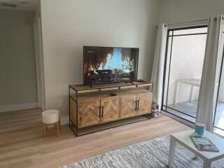 Foto del edificio - 3021 Alcazar Pl