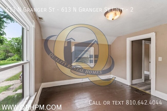 Foto del edificio - 613 N Granger St