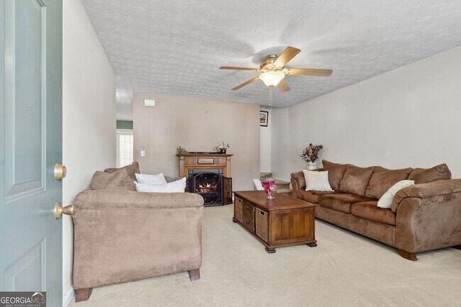 Building Photo - 436 Shenandoah Ct