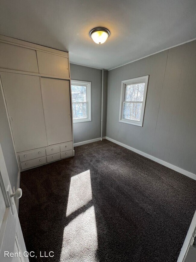 Foto del edificio - 2 br, 1 bath House - 4230 13th Avenue Ct.