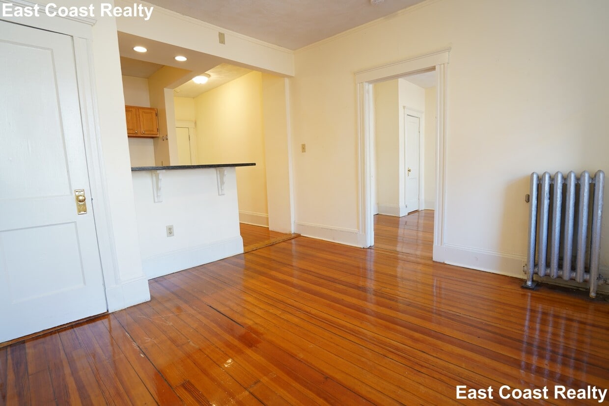 Primary Photo - 51 Queensberry St