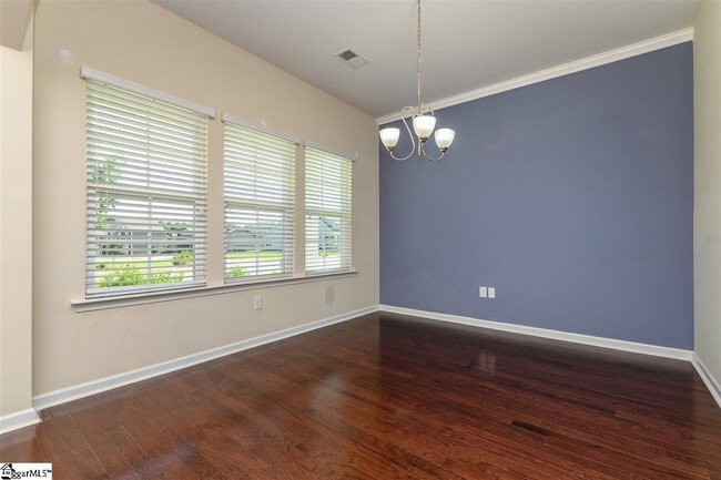 Building Photo - 271 Pyrenees Dr
