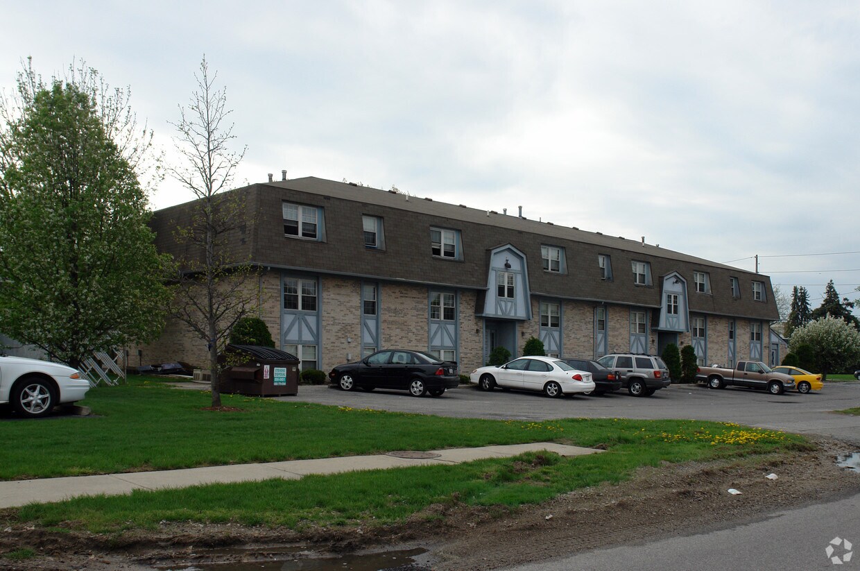 3918 W Sylvania Ave, Toledo, OH 43623 Apartments in Toledo, OH