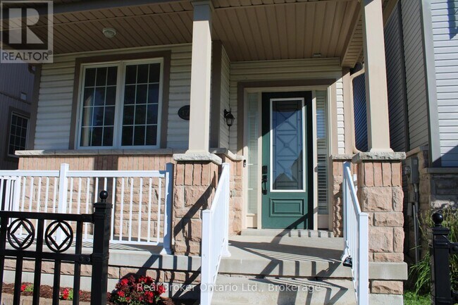 Photo du bâtiment - 172 McBride Ave
