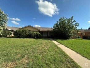 Building Photo - 2109 Quail Run