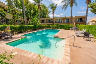 Building Photo - 9860 Dale Ave