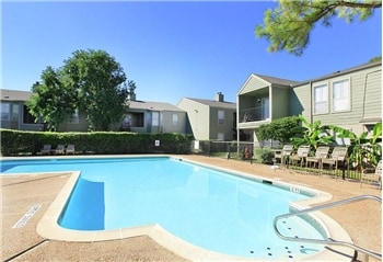 Building Photo - 2803 Broadmead Dr