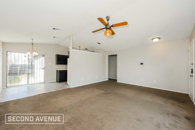 Building Photo - 1937 Red Cloud Dr