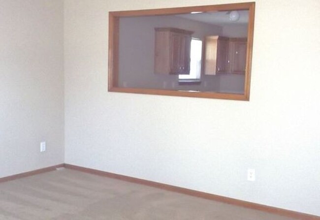 Foto del edificio - 2 Bedroom, 1 1/2 bath, 1 car Garage