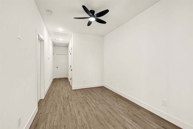 Foto del edificio - 407 Calloway St