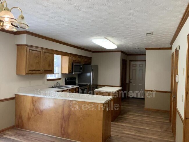 Foto del edificio - 207 Courtneybrook Trail