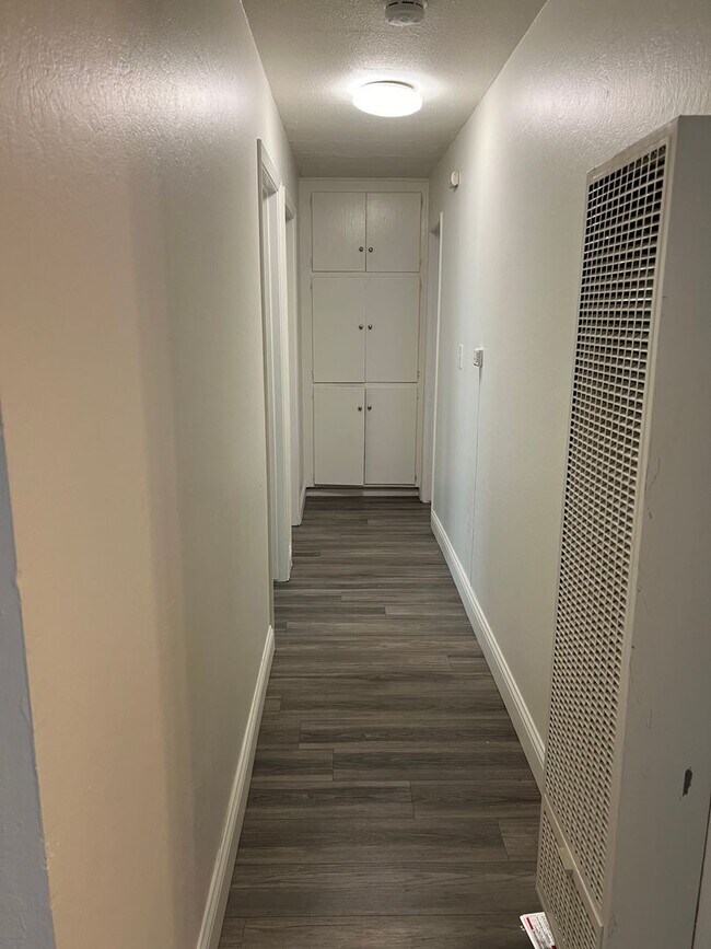 Foto del edificio - NICE APARTMENT IN ROSEVILLE!!
