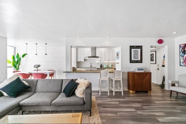 Foto del edificio - 1015 Kings Rd