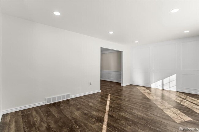 Foto del edificio - 3715 Ledge Dr