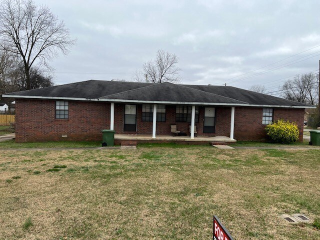 Foto principal - 500 W Puritan Ave
