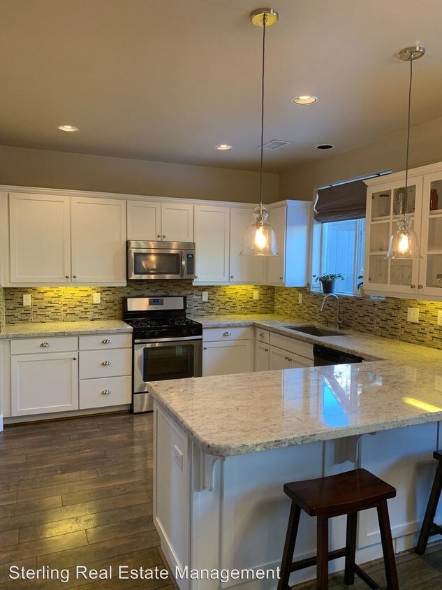 Foto del edificio - 3 br, 2.5 bath House - 2915 W Presidio Drive