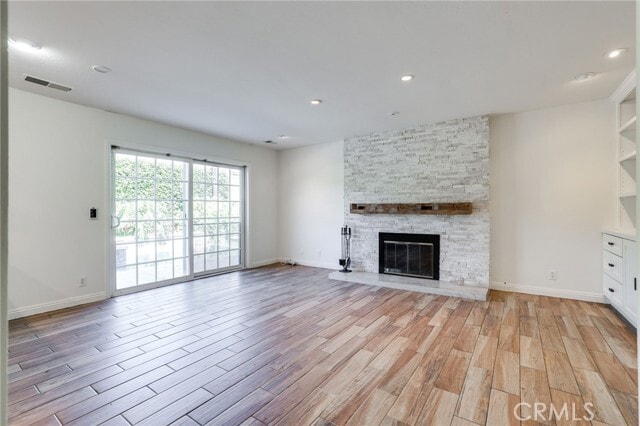 Foto del edificio - 16051 Ballantine Ln