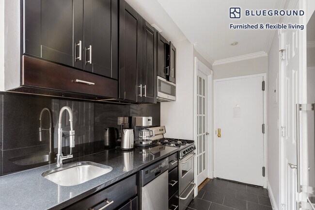 Foto del edificio - 120 Christopher St