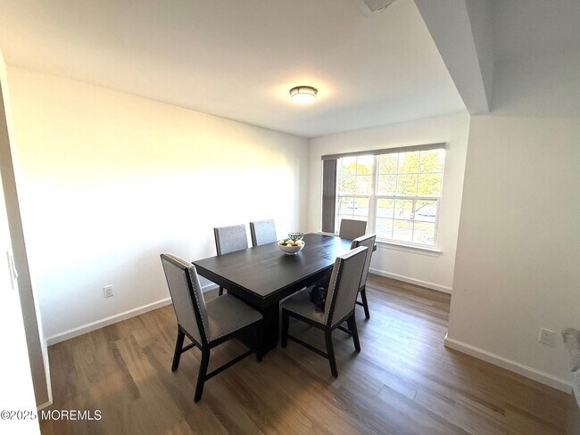 Foto del edificio - 40 Diane Dr