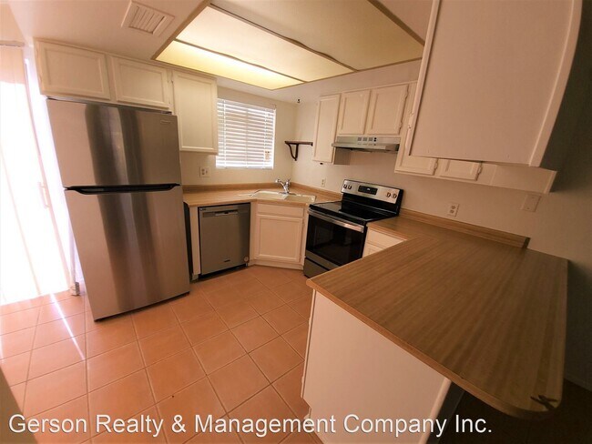 Building Photo - 2 br, 2 bath House - 540 S. Wilson St. #104