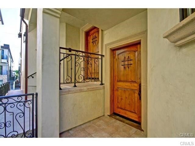 Building Photo - 424 Marine Ave