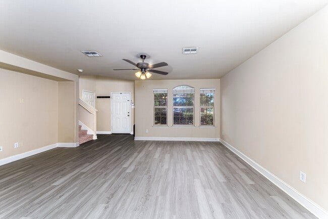 Building Photo - 5946 Harbor Glen Dr