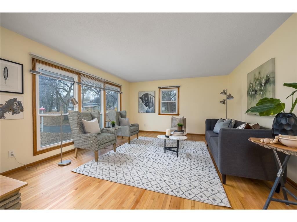 Foto principal - 3033 Woodale Dr