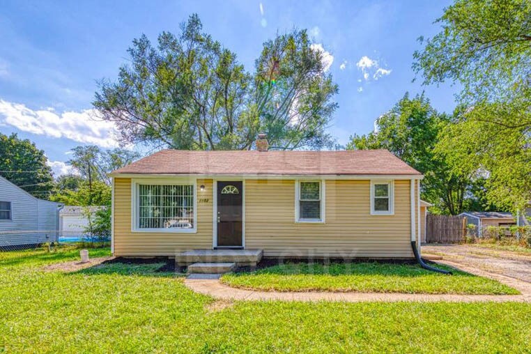 Foto principal - 1102 Worcester Ave