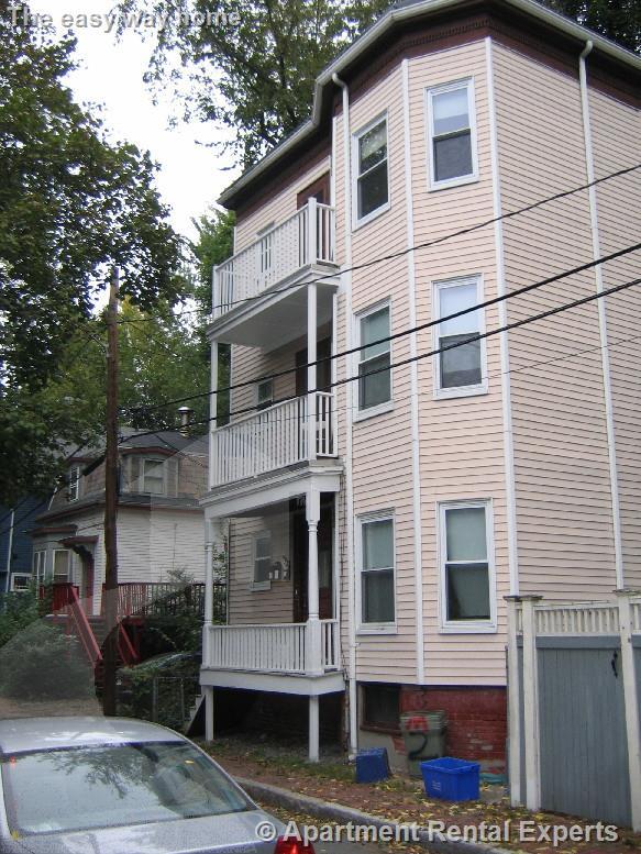 Beautiful Agassiz / Porter Sq, 3 Bedroom,... Townhouse for Rent in Cambridge, MA