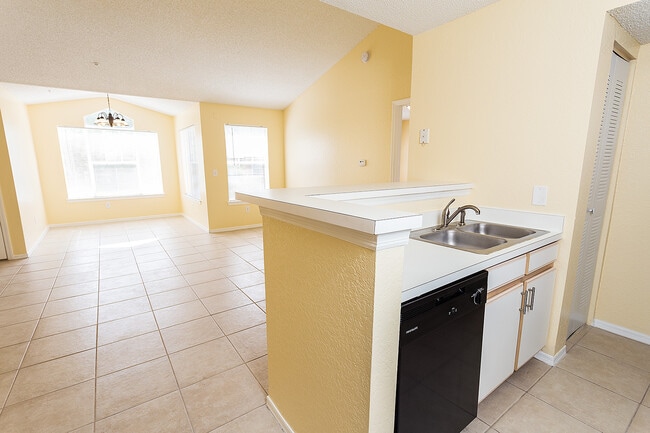 Building Photo - 2208 Antigua Pl