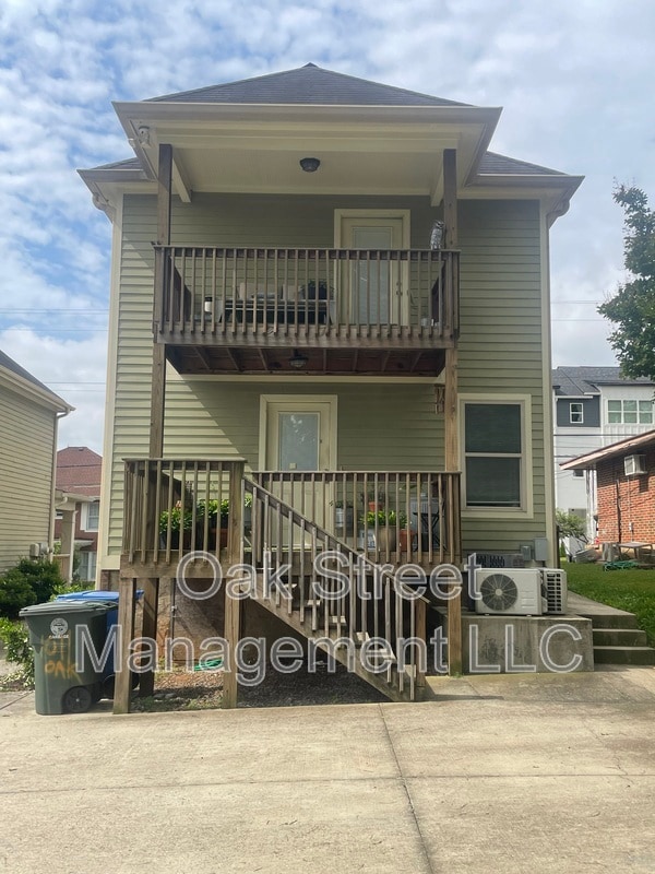 Photo - 1011 Oak St Apartment