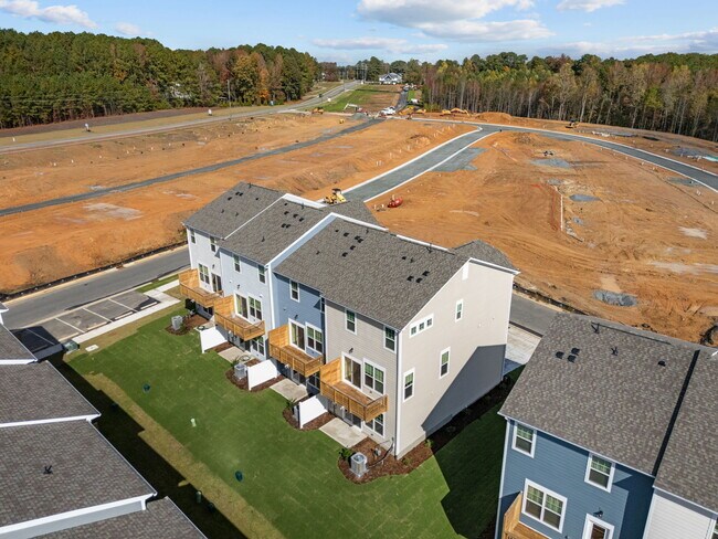 Building Photo - 2815 Carbondale Ct