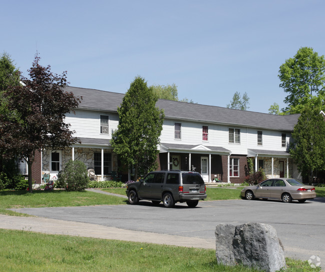 Building Photo - Canterbury Woods