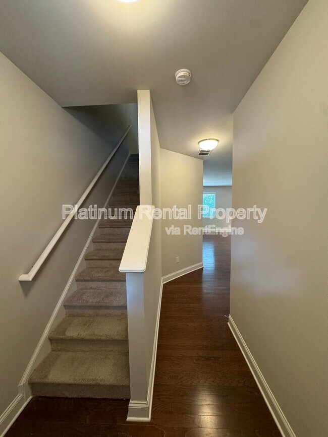 Foto del edificio - 5473 Cascade Ridge SW