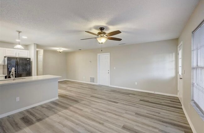 Building Photo - 9310 Dubois Blvd