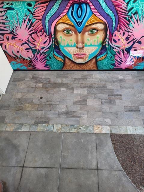 Building Photo - 687 S Coast Hwy 101