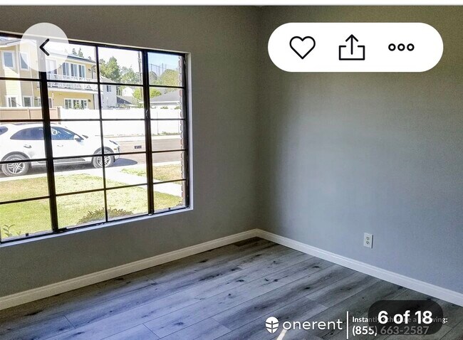 Sala de estar - 4715 Milne Dr