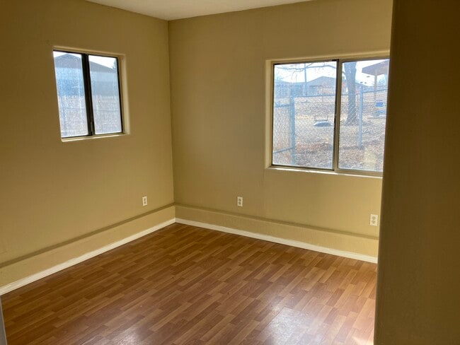 Foto del edificio - 3849 N Robert Rd
