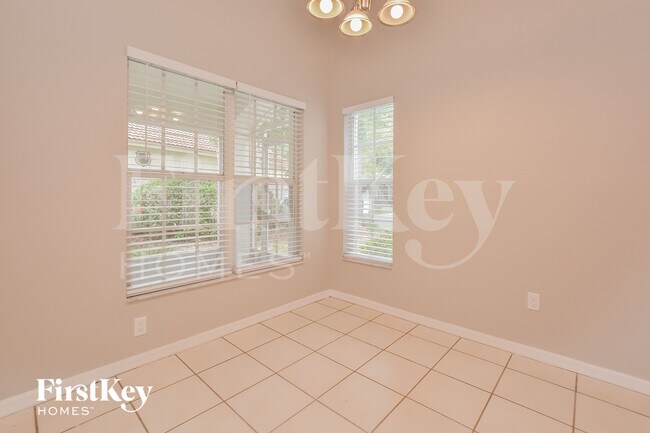 Foto del edificio - 1019 E Pebble Beach Cir