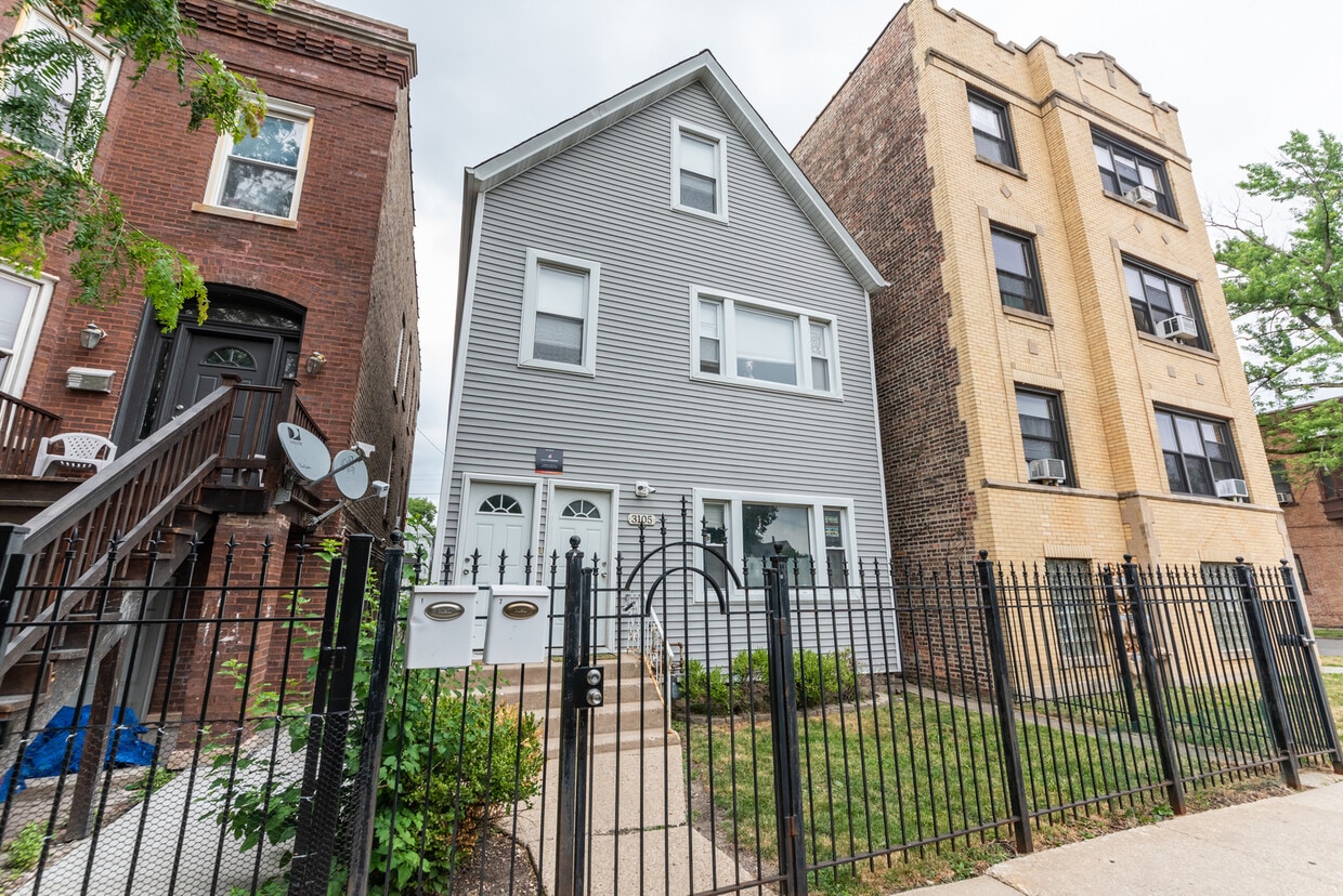 Primary Photo - 3105 N Central Park Ave